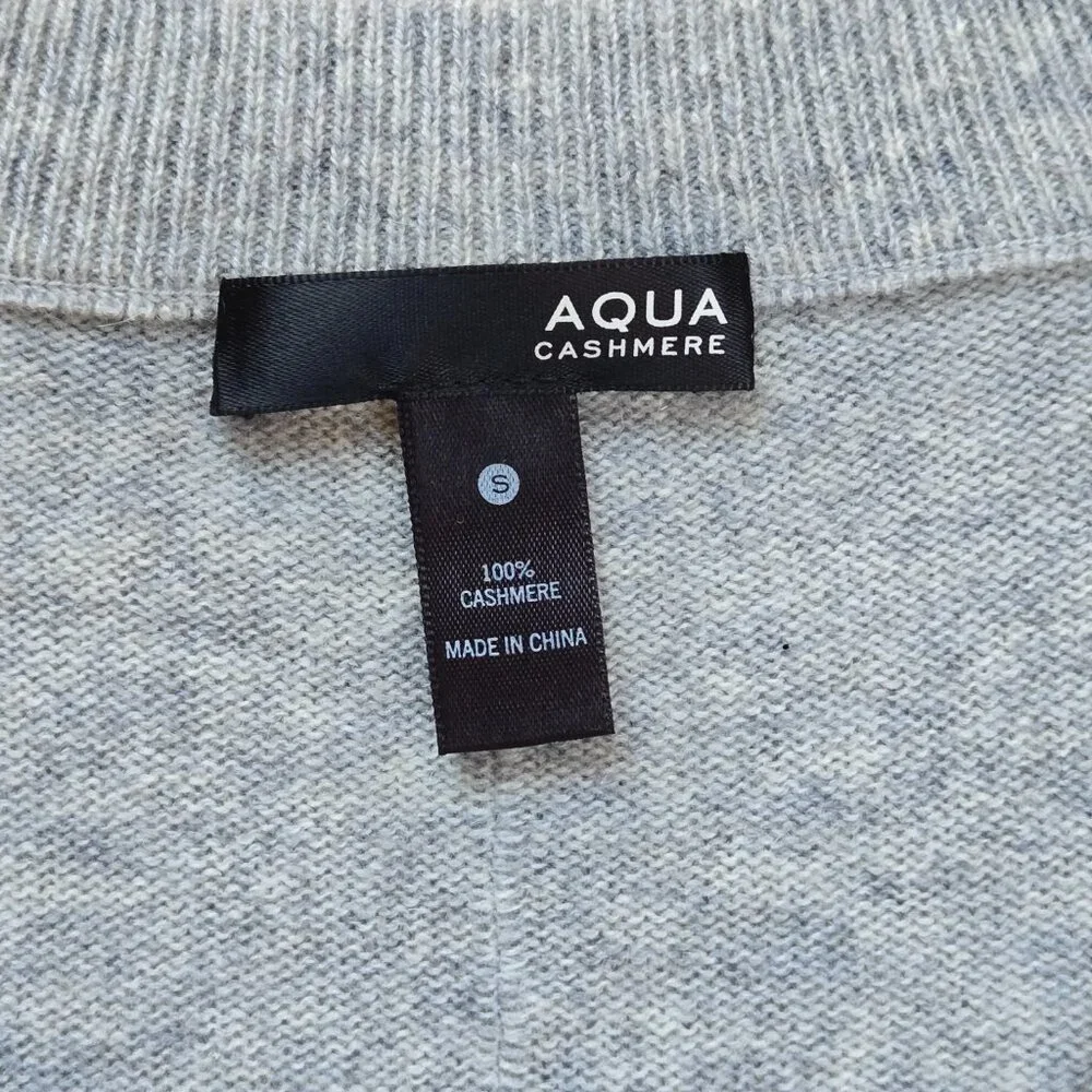NWOT Aqua Cashmere Sweater Grey V-neck - Picture 3 of 8